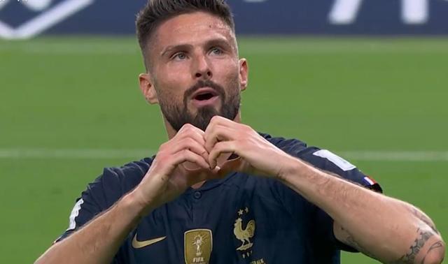 1669145817742044542.jpg 41431432.jpg